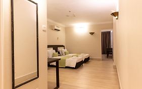 Somerset Hotel